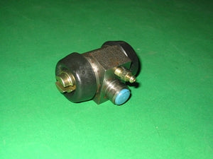 GWC1129 PAIR -  WHEEL CYLINDER ASSEMBLY MIDGET 1500 REAR - INCLUDES DELIVERY