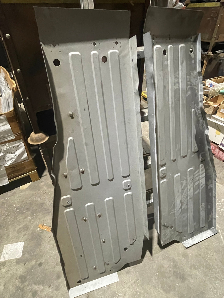 PAIR FLOOR PAN MGB MK2 ENGLISH TYPE LEFT & RIGHT HAND HZA628Z HZA629