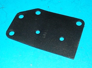 AHH6992 PLATE PACKING FRONT ENGINE MOUNT LH MGB - INCLUDES DELIVERY