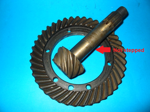 8G7129 DIFF CROWN WHEEL & PINION MORRIS 1000 + EARLY SPRITE 4.5:1 GENUINE NEW OLD STOCK - INCLUDES DELIVERY