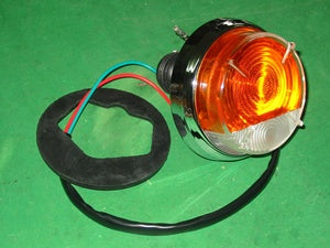 13H6396 PARK LAMP ASSEMBLY MGA 1600 WHITE & AMBER + SOME MORRIS MINOR & MOKE - INCLUDES DELIVERY
